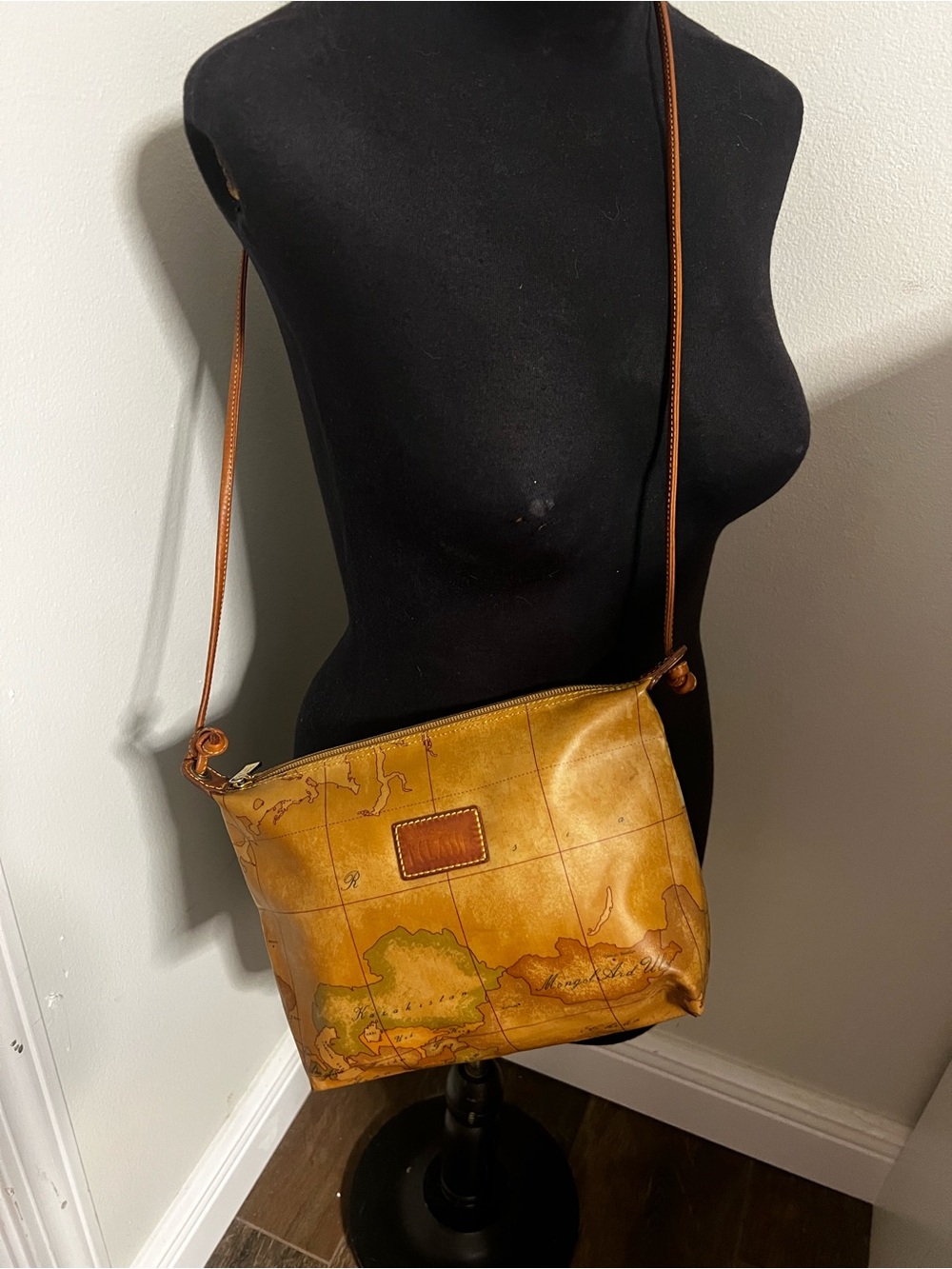 Vintage Alviero Martini 1ª Classe Geo Classic Map Crossbody Bag